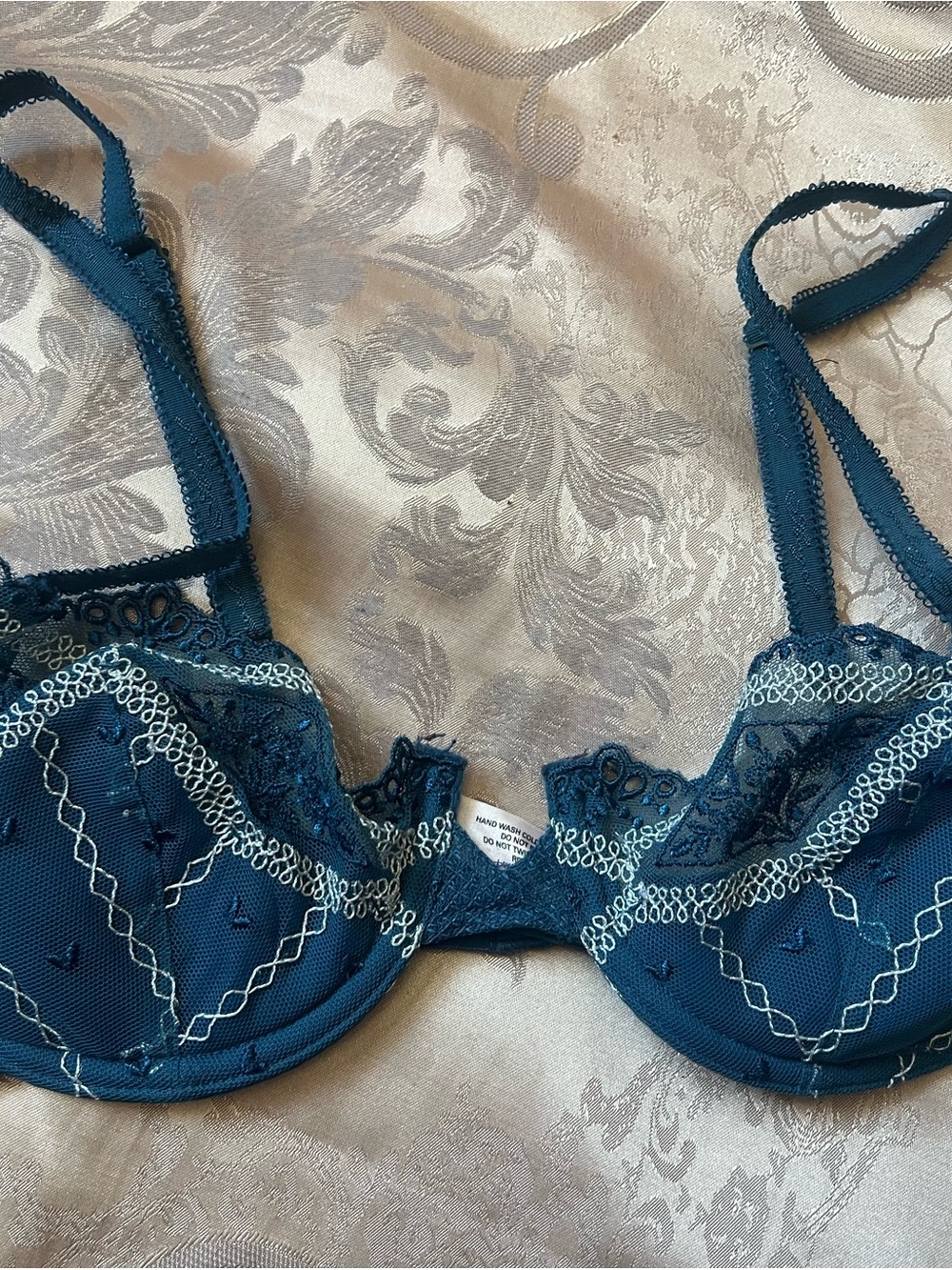 Y2K Victoria’s Secret Angels Teal underwire bra